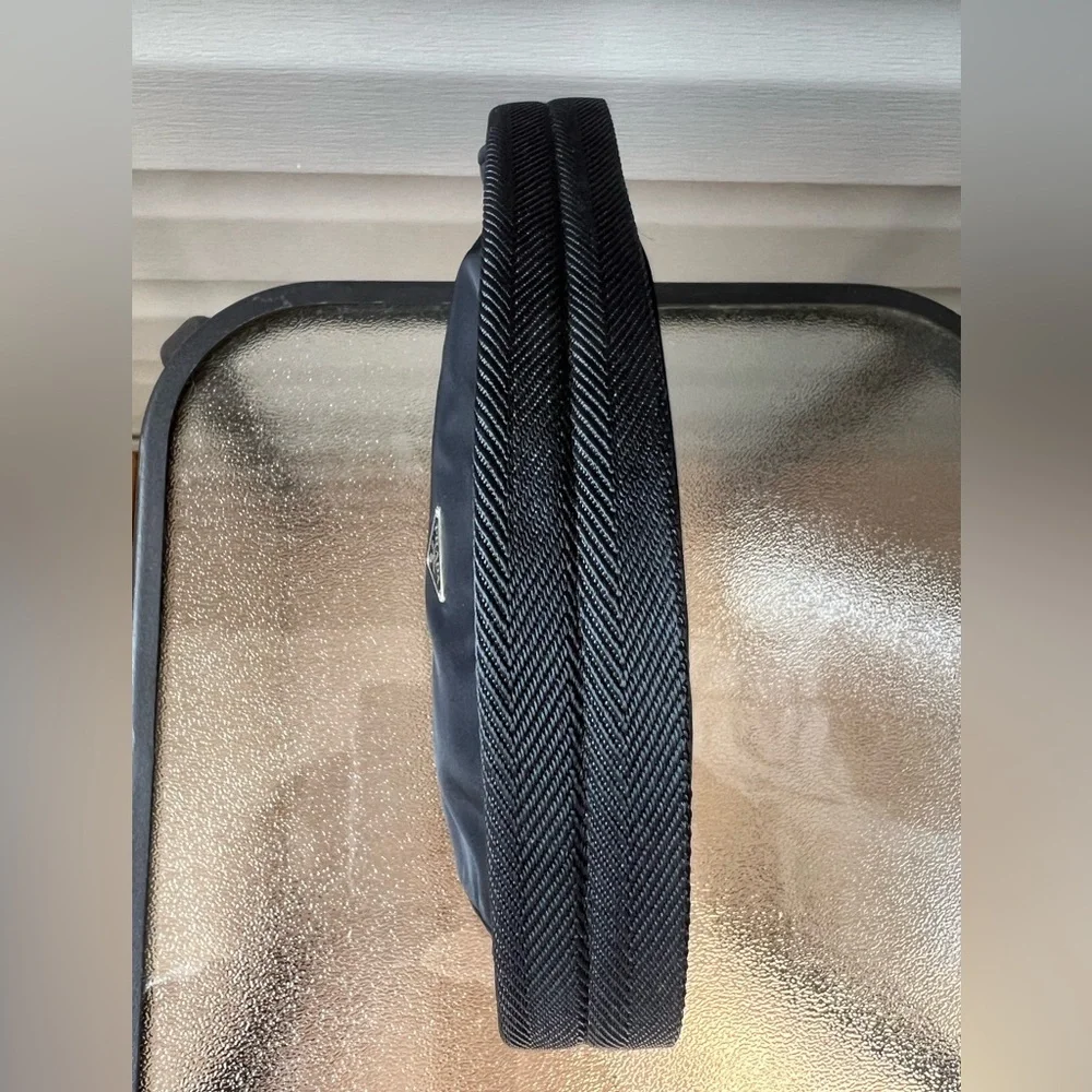 Prada Black Mini Bag - Picture 4 of 15